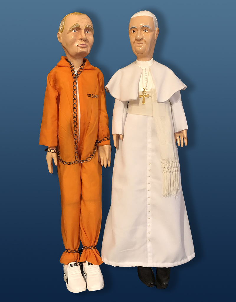 Centre de la Marionnette liégeoise de Saint-Nicolas Poutine en prisonnier et le pape François