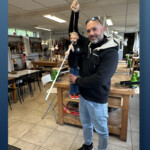 Centre de la marionnette de Saint-Nicolas, Christophe Genard, souffleur de verre et sa marionnette Centre de la marionnette de Saint-Nicolas, Christophe Genard, souffleur de verre et sa marionnette